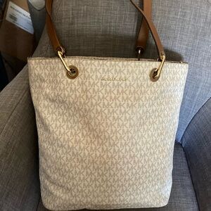 Michael Kors Cream and Tan Signature Tote NWOT MSRP $399
